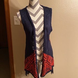 NWOT Womens Umgee sweater vest size medium